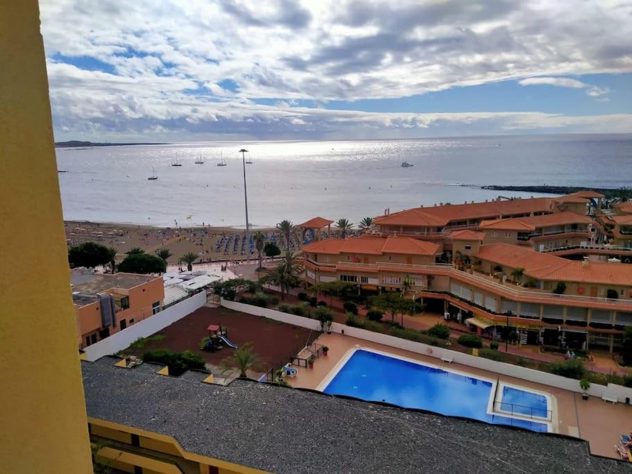 Apartamento Con Vistas Al Mar Арона Екстер'єр фото